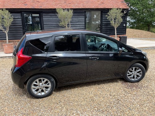 Black nissan note accenta - note,