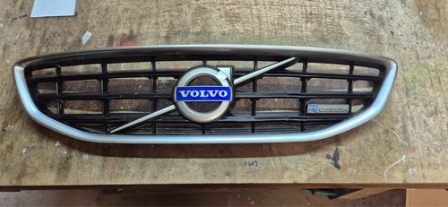 2014 volvo v40 - volvo,