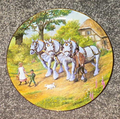 Danbury mint the magnificent - mint,