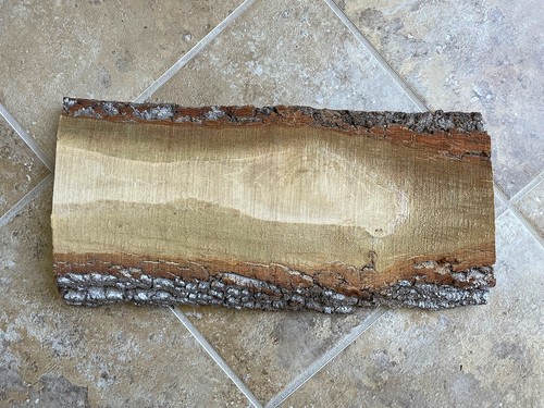 Live edge organic poplar wood - edge,