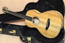 Breedlove Oregon Parlor P66E