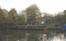Photo 6x4 Canal boat mooring
