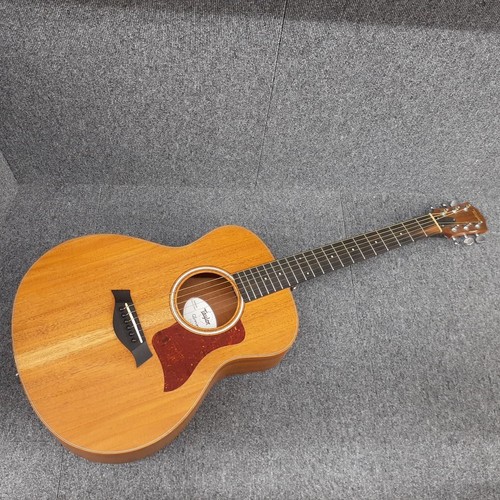 Taylor acoustic guitar mini - gs,