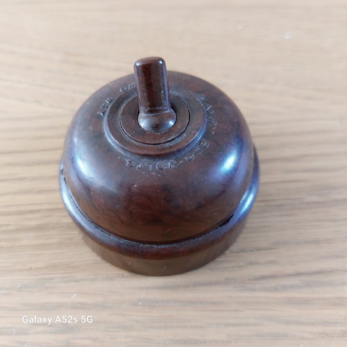 1930 brown two way toggle - toggle, wall