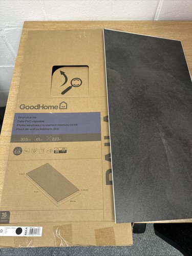 Vinyl click tile - &, baila