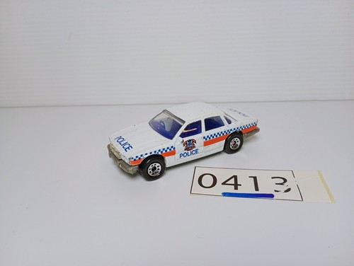 Matchbox jaguar xj6 64 - jaguar,