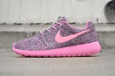 NIKE ROSHE RUN PRINT WOLF