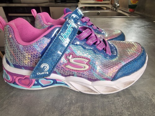Sketchers light size - light,