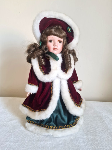 Vintage porcelain collector - vintage,