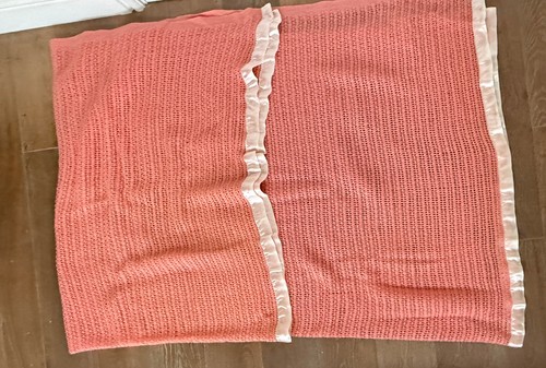 Witney style pink cellular - ,