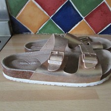 Skechers relaxed fit memory foam gold slip on sandals sliders size 5