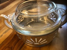 Vintage pyrex oven dish with