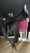 Tekna Medium Wide 17.5” Dressage Saddle