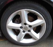 08 VAUXHALL ASTRA H SRI 5DR 1X 17" ALLOY WHEEL & TYRE 04-10 BREAKING CAR