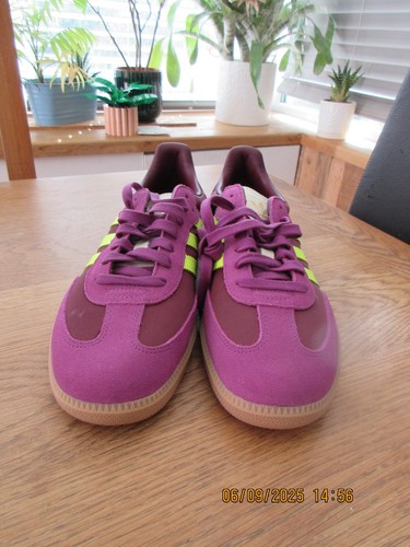 Brand new adidas - new, ®