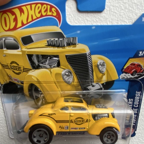 Hot wheels drag - hot, racers