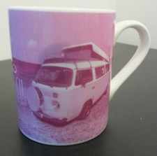 PINK CARAVANETTE MUG BEACH