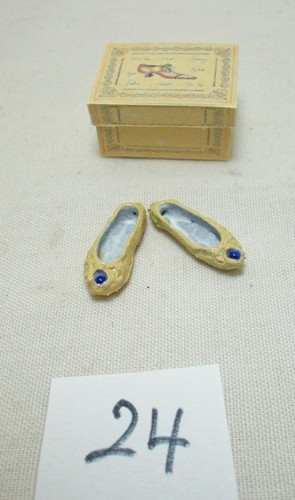 Dolls house miniature painted - dolls,