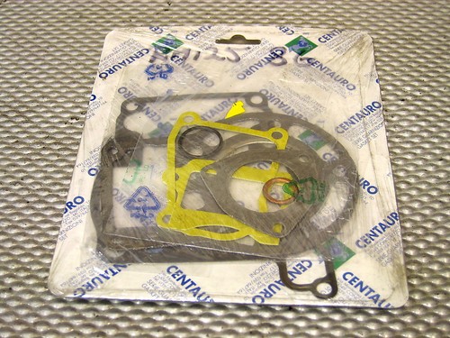 Suzuki rm125 top end gasket - suzuki,