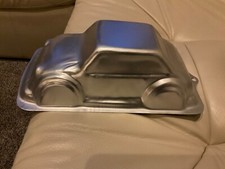 Wilton 2001 Novelty Car Shaped Cake Pan Mold Aluminum 2105-2043 3D Crusier