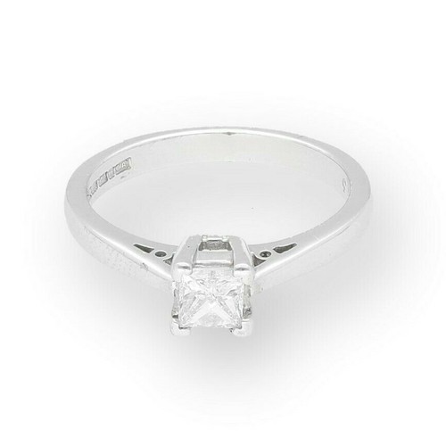 18ct white gold princess cut - 18ct,