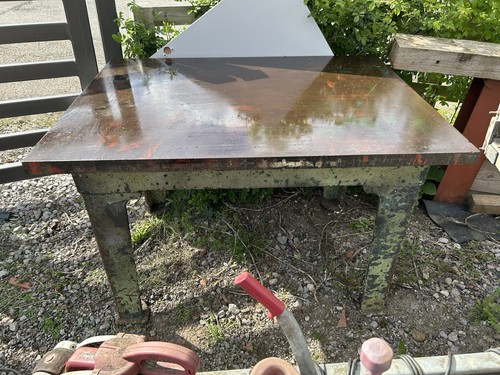 Surface table 3 - 4’, x