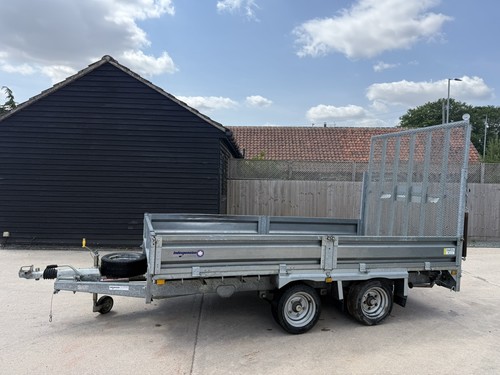 Indespension twin axle - axle, car