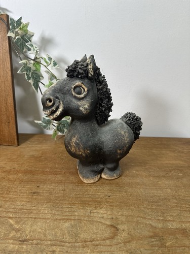 Grogg john hughes - hughes, pony