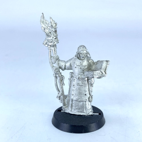 Inquisitor acolyte - inquisitor,
