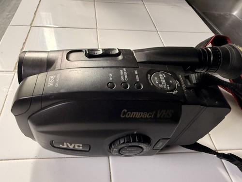 Jvc compact vhs ax300 - jvc, gr-ax300