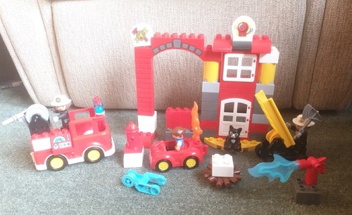 Lego duplo fire - fire, station