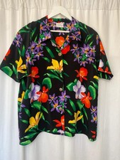 Vintage 80s/90s black bold floral jazzy oversized short sleeved shirt 18