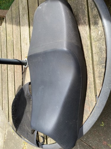 Suzuki 1200 bandit seat and - bandit,