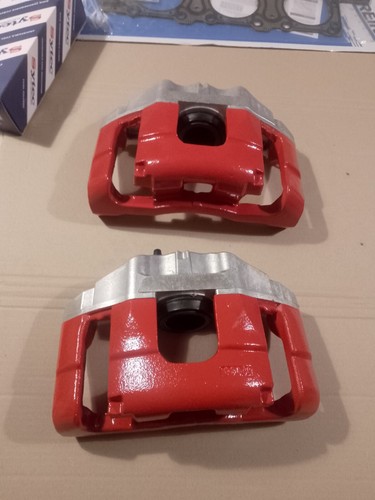 Red audi v6 - 3.2,