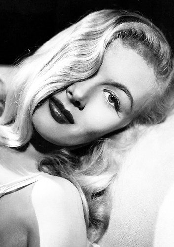 Veronica lake monochrome - monochrome, photo