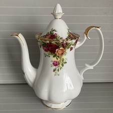 ROYAL ALBERT OLD COUNTRY ROSES BONE CHINA COFFEE POT