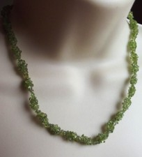 PERIDOT GEMSTONE NECKLACE GOLD