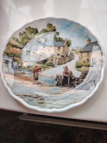 Royal doulton collector - doulton,