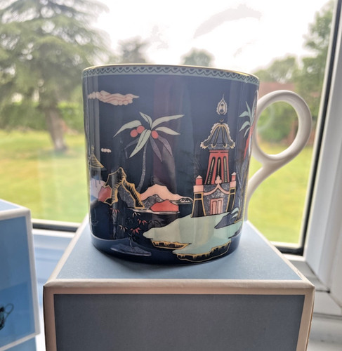 Beautiful wedgwood blue - beautiful, 'blue