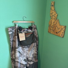 Simms Fishing Products M’s Riffle Outfitter Camo XL Waders