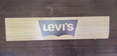 Levis shop display wooden - shop,