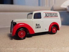 Attractive Lledo 1:43 MORRIS Z VAN. Nice Condition. Combined P&P 