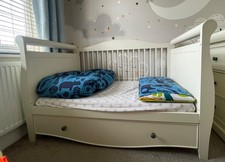 Mothercare Bloomsbury Cot bed baby toddler