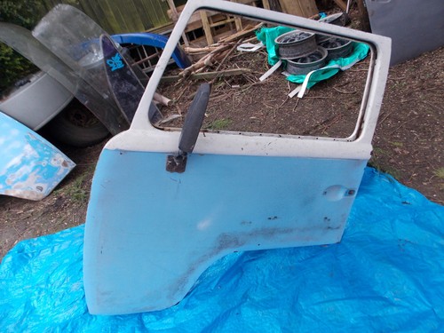 Volkswagen bay window cab - t2,