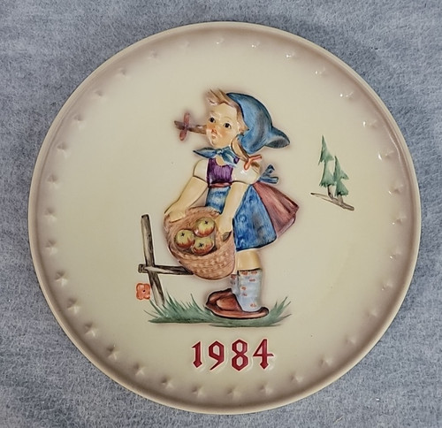 Hummel goebel 5 plate - goebel, 7.5"