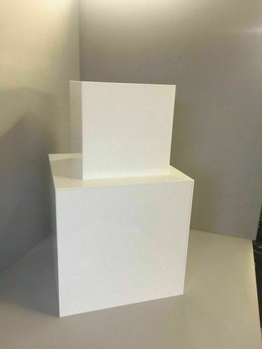 Display cubes sided - sided, open