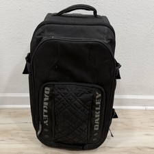 Oakley Black 22" Rolling