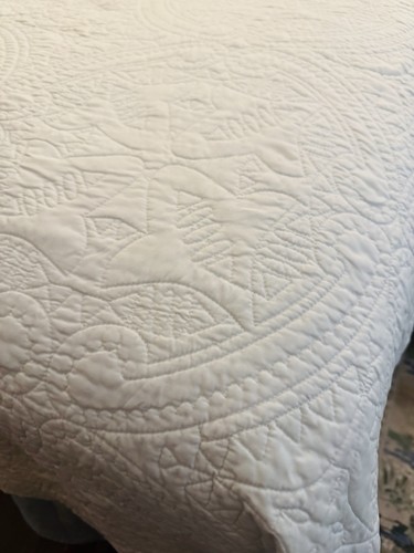 White matelasse quilted - matelasse, sateen