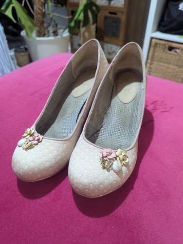 Ruby shoo pale - ruby,