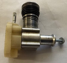 Cox Baby Bee Engine - no tank - SECOND HAND (Box 63)